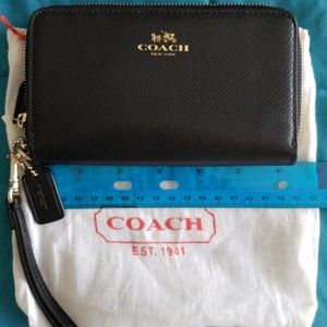 Coach Wristlet Wallet